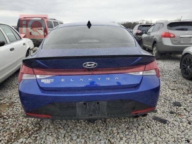 هیۆندای ئەلەنترا